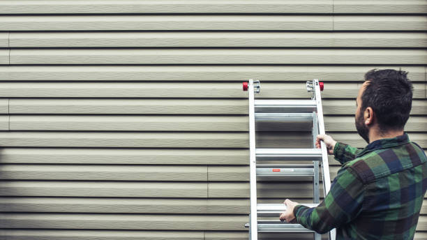 How To Choose The Right Materials for Your Siding Installation in 'Crestwood, KY